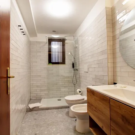 San Lorenzo Elegante Loft דירה *