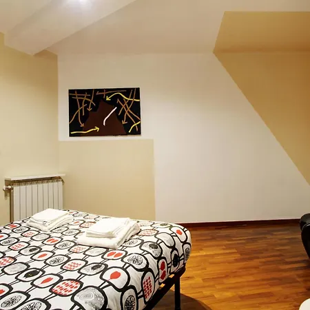 San Lorenzo Elegante Loft * רומא